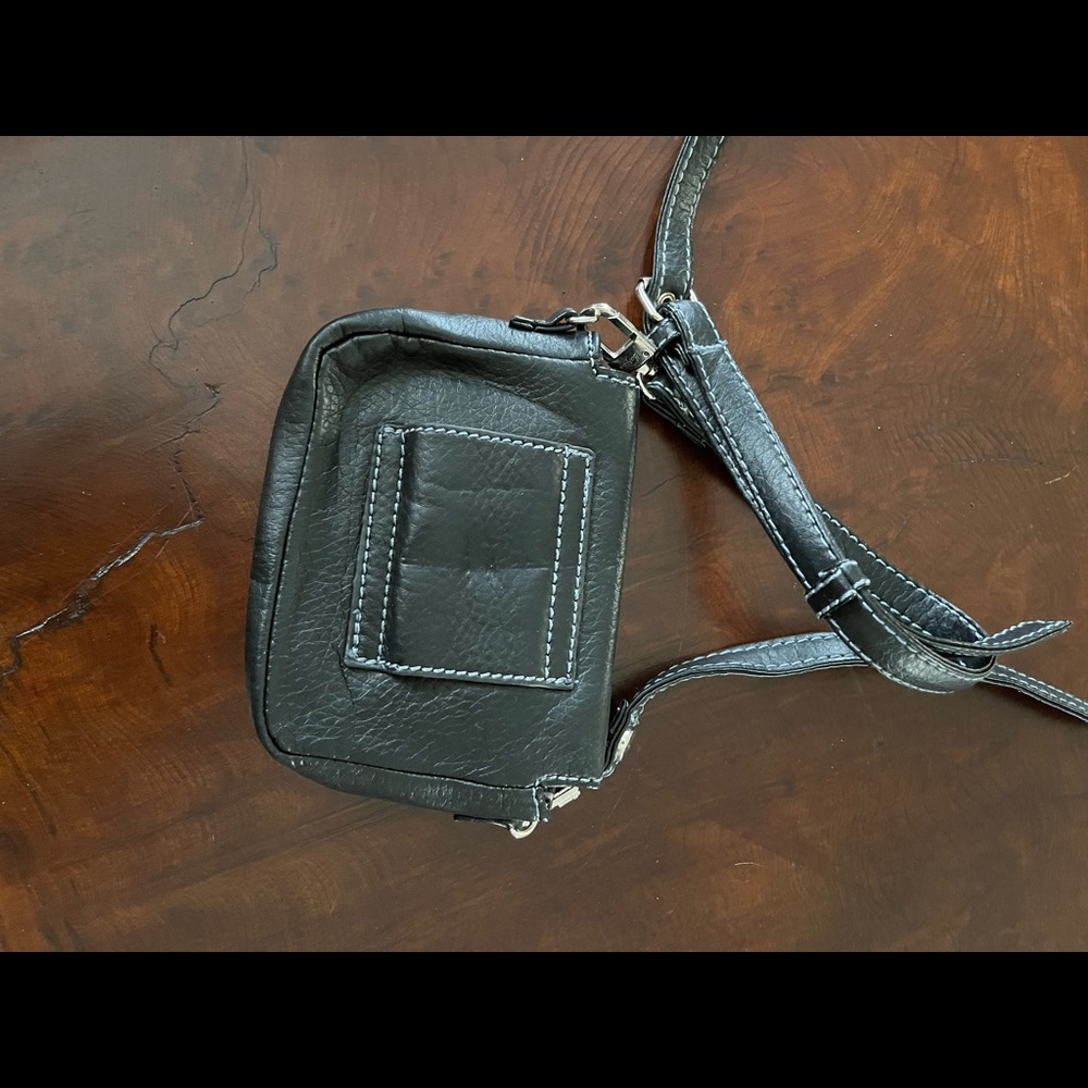 Thirty-One black wallet crossbody - Picture 2 of 2